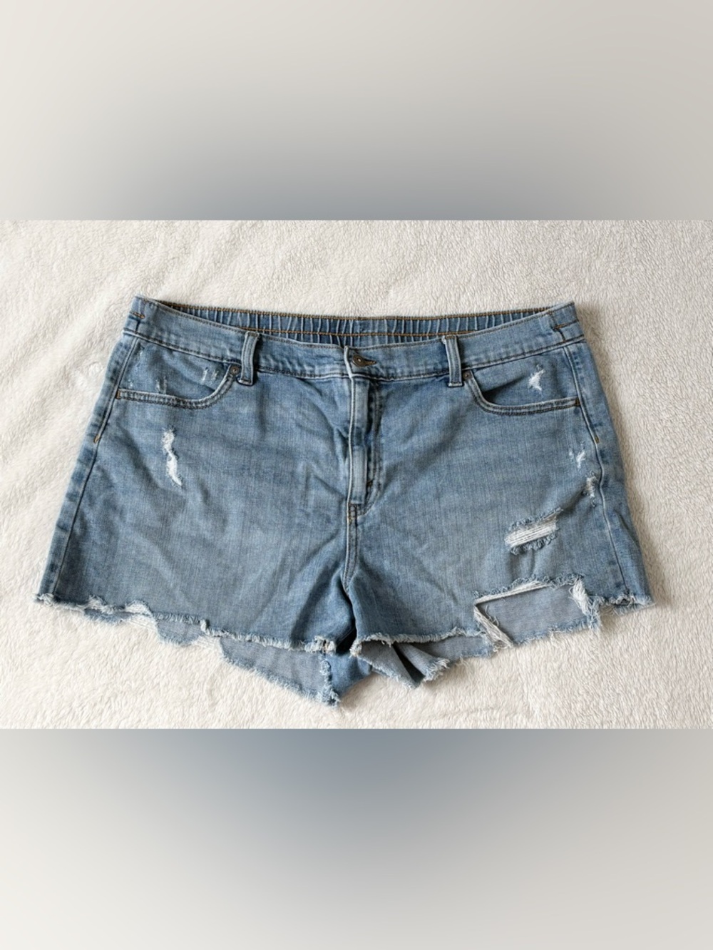 Aerie Women’s Denim Shorts Elastic Waist Distressed Light Wash Raw Hem Size XL